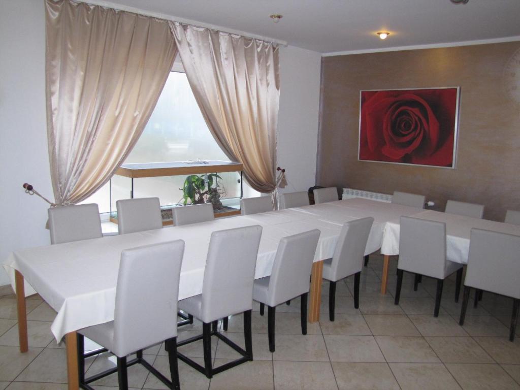 Zajazd Orchidea Nagoszewo Exterior photo